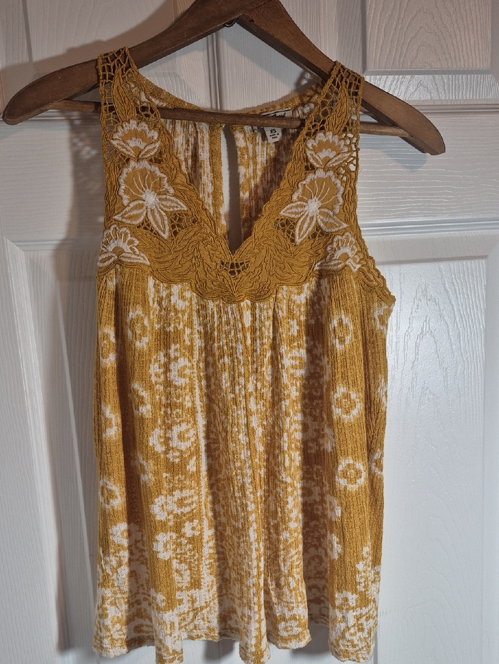 Lucky Brand Yellow Floral Crochet Trim Tank Top